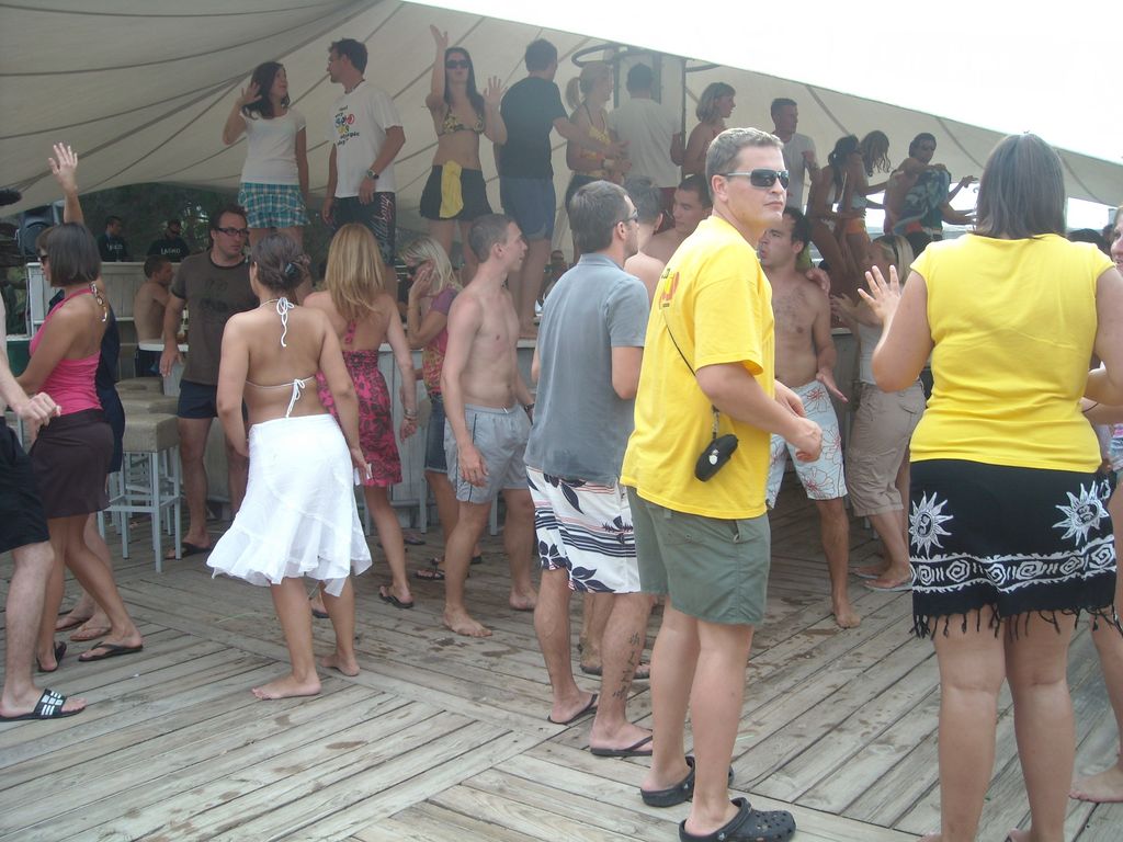 i/Kranj/Absolvent08/10-BeachParty/absolvent 2187.jpg